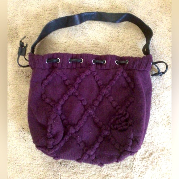 UGG Australia Purple Knit Purse with Black Suede Lining and Black Leather Straps - Picture 7 of 7